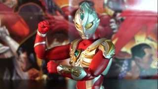 R232 Bandai UltraAct Ultraman Max Action Figure Review [upl. by Ihsar]