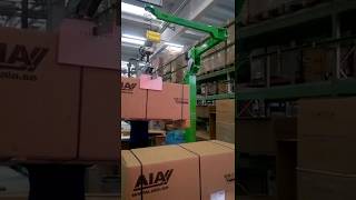 Lift assist device for piling up bulky and heavy boxes [upl. by Lantz794]