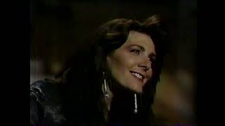 Kathy Mattea Live with Regis and Kathie Lee Gifford  1992 KHBS [upl. by Docilla]