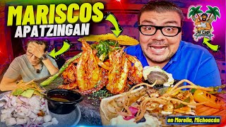 PROBANDO los originales MARISCOS de APATZINGÁN en Morelia [upl. by Bohun]