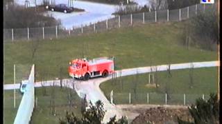 Feuerwehr Stuttgart TLF 2450 löscht Komposthaufen 1991 [upl. by Tadd]