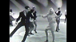 American Bandstand 1967 1967 Dance Contest Finalists You Got To Me Neil Diamond [upl. by Stalder]