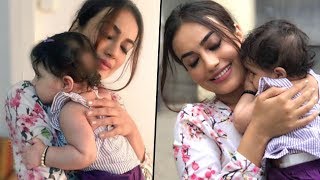 Actress Surbhi Jyoti Meets Karanvir Bohras Twin Daughters [upl. by Sucitivel514]