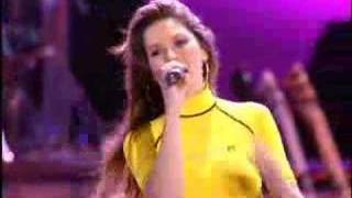 Shania Twain  That Dont Impress Me Much Live in Chicago  2003 [upl. by Evangelina441]