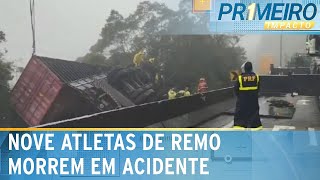 Carreta tomba sobre van e mata 9 atletas de equipe de remo no Paraná  Primeiro Impacto 211024 [upl. by Sadler211]