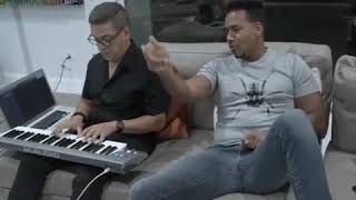 Romeo Santos cantando Ileso acapella Féminas e Infieles [upl. by Silvie678]