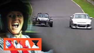 Porsche vs Caterham  D MOTOR  DMAX Deutschland [upl. by Delores]