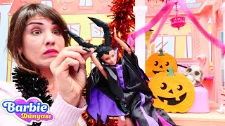 Ümit ile Barbie oyunları Ümit Halloween parti ertesi günü Barbieye geliyor Barbie videoları [upl. by Lesak]