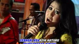 Ine Sinthya  Kacang Lupa Kulitnya  Official Music Video [upl. by Mandel]