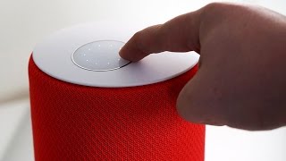 Libratone Zipp Speaker  Review [upl. by Belle38]