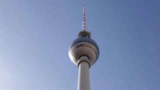 Berliner Fernsehturm [upl. by Nevarc]