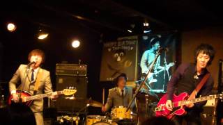 『バンドワゴンに揺れながら』ザ・サイクロンズ with ユダHONEY MAKER拾得 20150412 [upl. by Enigroeg]