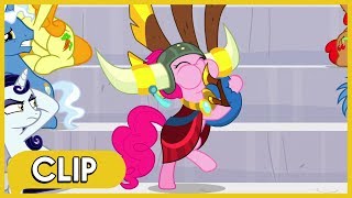 La pobre habilidad de Pinkie con el yovidófono  MLP La Magia de la Amistad Español Latino [upl. by Brom172]