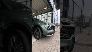 Kia Sportage HYBRID Anniversary Edition w kolorze Experience Green [upl. by Lerak]