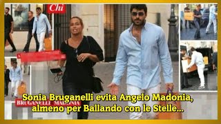 Sonia Bruganelli evita Angelo Madonia almeno per Ballando con le Stelle [upl. by Hesper988]