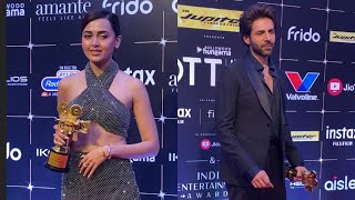 Kartik Aaryan Tejasswi Prakash Came At Hungama Award Function in Mumbai [upl. by Egiedan]