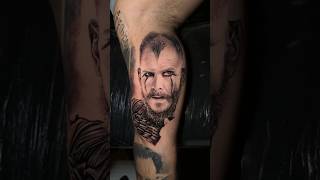 Floki Vikings passo a passo resultado no finalzinho ASMRTATTOO asmr tattoo fyp [upl. by Dnomayd987]