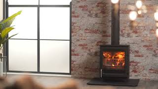 Charlton amp Jenrick Go Eco Excel 5kW Wide Scenic Door  Multifuel stove in action [upl. by Furey]