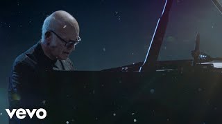 Ludovico Einaudi  Einaudi Tondo Nuvole Bianche Official Live Session [upl. by Nwahsd]