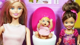 Barbie ve Ailesi Bölüm 30  Melisin Tuvalet Eğitimi [upl. by Brigg]