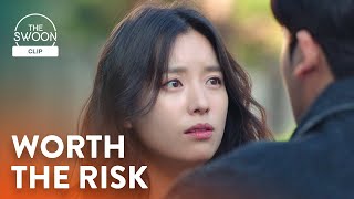 Park Hyungsik dives into a mob of zombies to save Han Hyojoo  Happiness Ep 3 ENG SUB [upl. by Eesdnyl]