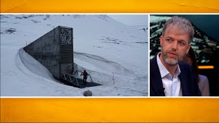 RENZE Olaf Koens over spanningen op Spitsbergen Het koude Noordpoolgebied warmt nu snel op [upl. by Kcirdet]