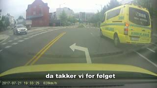 Ambulanse på trafikkfarlig kurs [upl. by Tab]