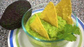 SALSA DE AGUACATE  Vicky Receta Facil [upl. by Elpmet]