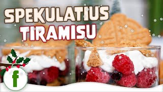 Spekulatius Tiramisu mit Quark und Beeren  Dessert im Glas [upl. by Uba]