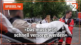 Die Helden der Hamburger Feuerwehr Löschen retten bergen 22  SPIEGEL TV [upl. by Notsnorb]