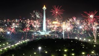 PESTA KEMBANG API TAHUN BARU 2024 Happy New Year kembang api termegah [upl. by Ahsenad]