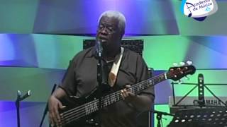 Clase Maestra con Abraham Laboriel CEAD ExpoMusic 2013 [upl. by Minetta]