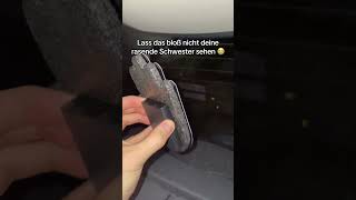 Sie wird es immer benutzen 😂 autofahren auto verkehr lustig funny [upl. by Brentt381]