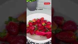 Best Way to Wash Strawberries Before Eating Them [upl. by Issej]