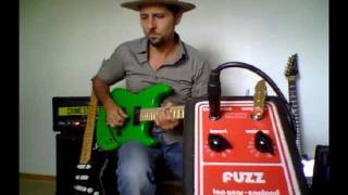 Guitar Fuzz TOP GEAR ENGLAND [upl. by Burdett144]