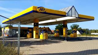 Neubrandenburg Die geschlossene JET Tankstelle Aug2019 [upl. by Anayek936]