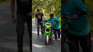 Kawasaki Z900 pranks thief shorts shorts [upl. by Svoboda77]