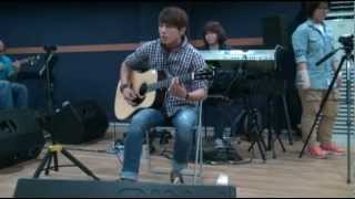 Yonghwa amp Juniel at practice [upl. by Eilujna414]