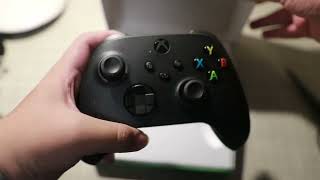 Unboxing an Xbox controller as a New Year gift to myself [upl. by Nickelsen21]