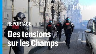 Le «Convoi de la liberté» évacué des Champs Elysées par les forces de l’ordre [upl. by Enelaehs481]