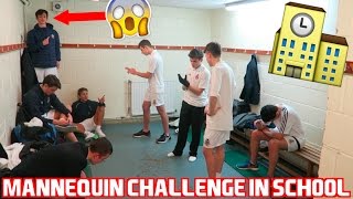 MANNEQUIN CHALLENGE IN SCHOOL 🏫 😱 [upl. by Ahsoyek]