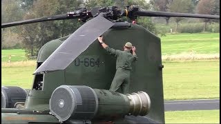 RNLAF CH47D Chinook starting up in front of the crowd Heldair 2017 MVK De Kooy EHKD [upl. by Liagabba]