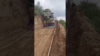 Concrete pouring process for mountain roads [upl. by Wetzel634]