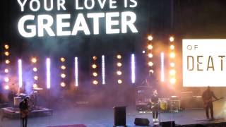 Phil Wickham  Your Love Awakens Me  Pacific Amphitheater Costa Mesa April 14 2017 [upl. by Nimra]