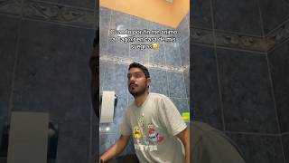 suegros lossuegros enelbaño taparbaño humor risa viral comedia [upl. by Yemaj]