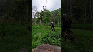 Review jalur sepeda gunung MTB shorts [upl. by Fogarty469]