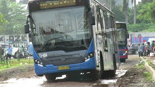 jalur offroad Bus Transjakarta di Puri Beta Tangerang Koridor 13 [upl. by Fendig]