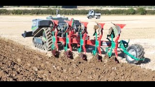 Kverneland Lo85 Onland ploughing with Agxeed Agbot at Tillage Live 2024 Tadcaster Pflügen ploegen [upl. by Othelia]