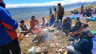 🔥 Hawan Puja Yagya at Mansarovar Jheel in Kailash Yatra 🔥 Pandit Ji organising Yagya Pujan at Lake [upl. by Henke]