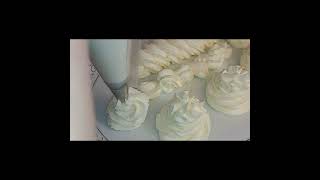 Short Comment faire une Chantilly Mascarpone et une chantilly simple [upl. by Pol812]